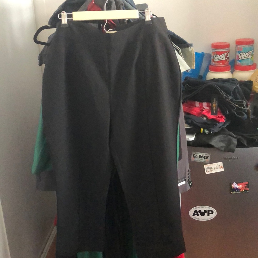 Bettie page capris NWT